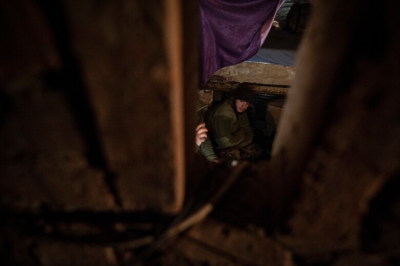 Российские снаряды и ракеты уничтожают Соледар в Донецкой области. Гражданские выживают без воды, света и газа 15 Российские снаряды и ракеты уничтожают Соледар в Донецкой области. Гражданские выживают без воды, света и газа 15