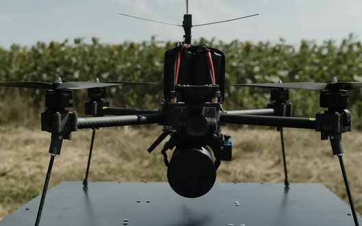 Україна отримала першу партію дронів 