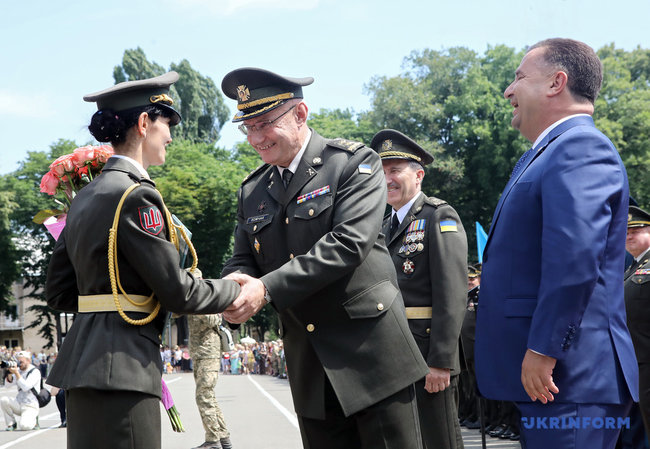 Випуск у Національному університеті оборони: дипломи отримали 625 фахівців оперативно-стратегічного та оперативно-тактичного рівнів підготовки 09 Випуск у Національному університеті оборони: дипломи отримали 625 фахівців оперативно-стратегічного та оперативно-тактичного рівнів підготовки 09