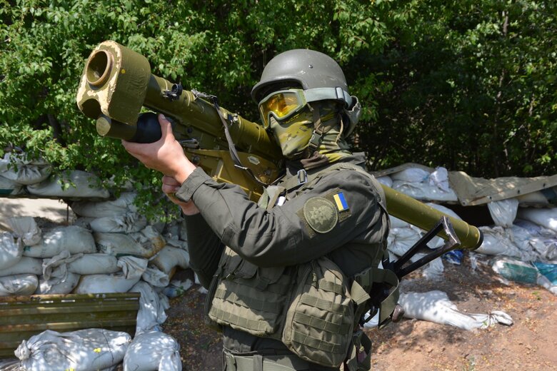 Строковик Нацгвардії за півтора місяця збив 3 ворожі літаки з ПЗРК Ігла 01