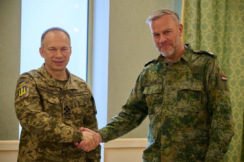 Сирський та Бауер