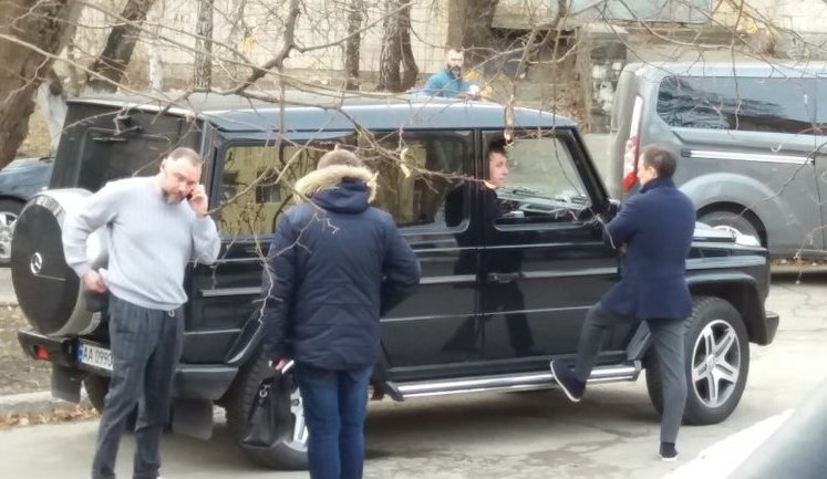 Як нардепи БПП підтримують Романа Насірова