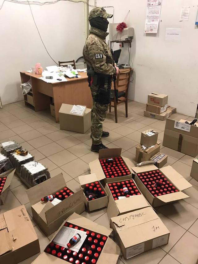 СБУ ліквідувала виробництво підроблених ліків у Одесі 04 СБУ ліквідувала виробництво підроблених ліків у Одесі 04
