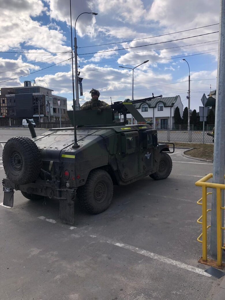 Десантник Віталій Возіян: Бойове завдання - штурмувати аеродром у Гостомелі. Росіяни вже були там 04