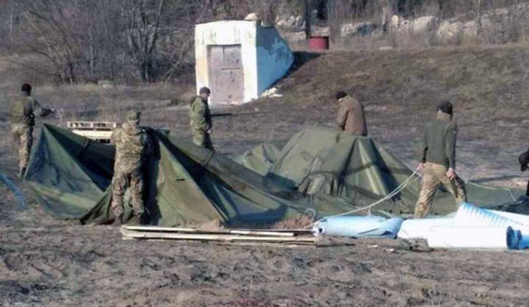 Активісти блокади змушені були згорнути "редут" на Харківщині через протест місцевих жителів, - поліція. ФОТОрепортаж+ВІДЕО