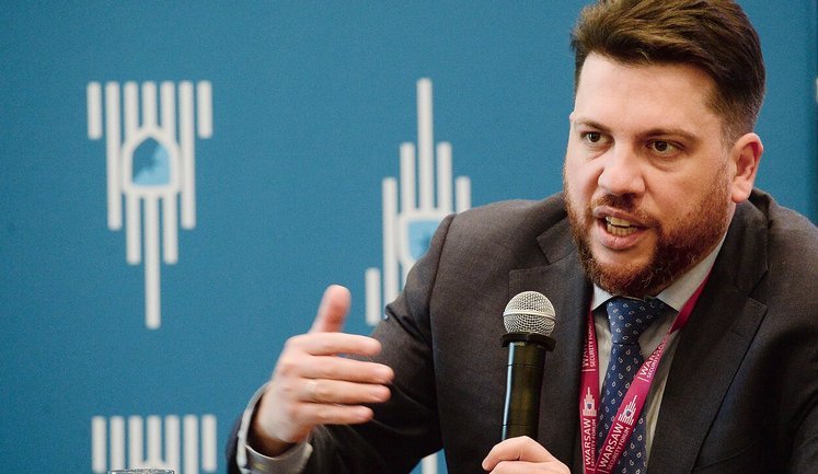 Российский оппозиционер Волков радовался "смерти" Капустина и набросился с оскорблениями на Буданова: его могут выдворить из Литвы