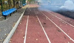 Рашисти атакували стадіон одного з ліцеїв Дніпра: без постраждалих. ФОТО