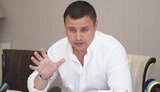 микитась