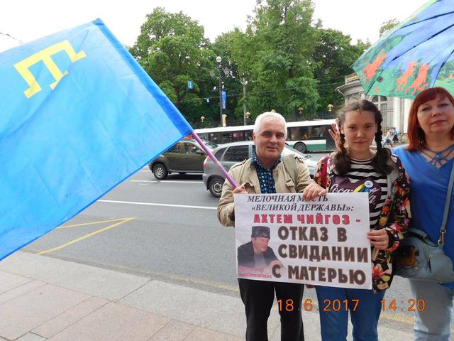 40 Crimean Tatars kidnapped, 11 killed, 17 arrested, 64 kids orphaned: people protest in St. Petersburg in support of Crimean Tatars 06 40 Crimean Tatars kidnapped, 11 killed, 17 arrested, 64 kids orphaned: people protest in St. Petersburg in support of Crimean Tatars 06