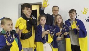 Ще 5 депортованих РФ дітей-сиріт вдалося повернути в Україну. ВIДЕО