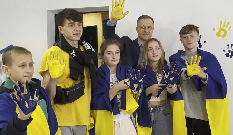 Ще 5 депортованих РФ дітей-сиріт вдалося повернути в Україну. ВIДЕО