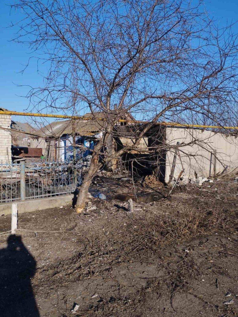 Consequences of Russian attack on village of Romashkove in Kherson region: 81-year-old woman was injured 03