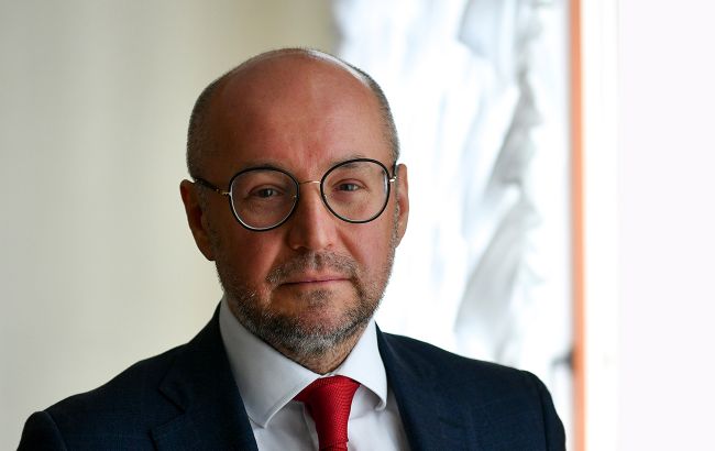 У річницю Вагнергейту Зеленський нарешті звільнив російського агента Демченка 02