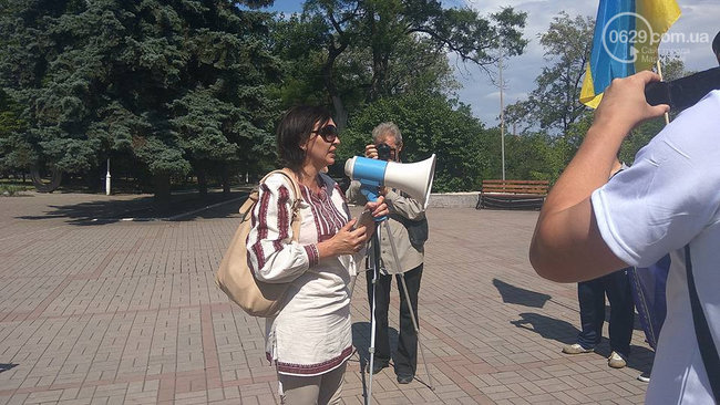 В поддержку Олега Сенцова митинговали в Мариуполе 04