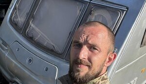 Волонтер Бондар збирає кошти на обладнання пересувного стоматологічного кабінету
