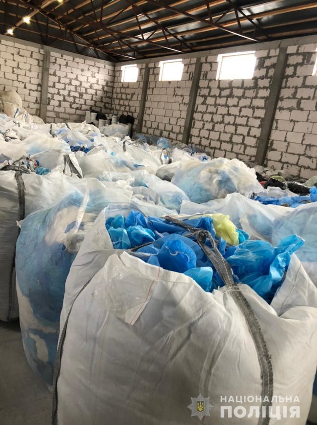 Несанкціоновані звалища епідемічно небезпечних медвідходів виявлені на Київщині та Миколаївщині, - Нацполіція 01