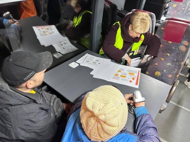 Російський удар по Одесі: двоє загиблих, десятки будинків пошкоджено