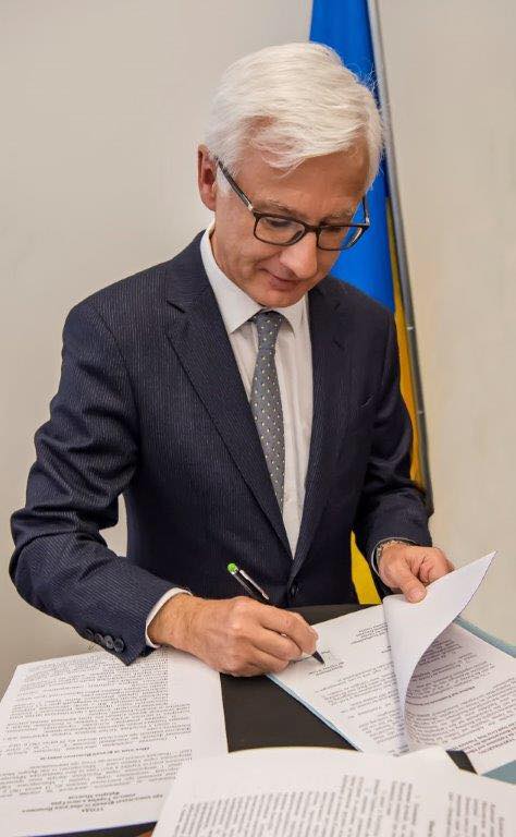 Украинское консульство открыли в австрийском Граце 06