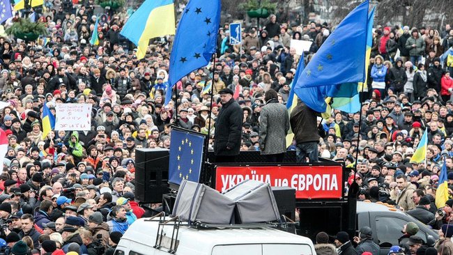 Если бы парламент не принял решение 22 февраля, Янукович мог бы удержаться в Харькове, возглавив пророссийские силы при полной поддержке Москвы, - Александр Турчинов 05