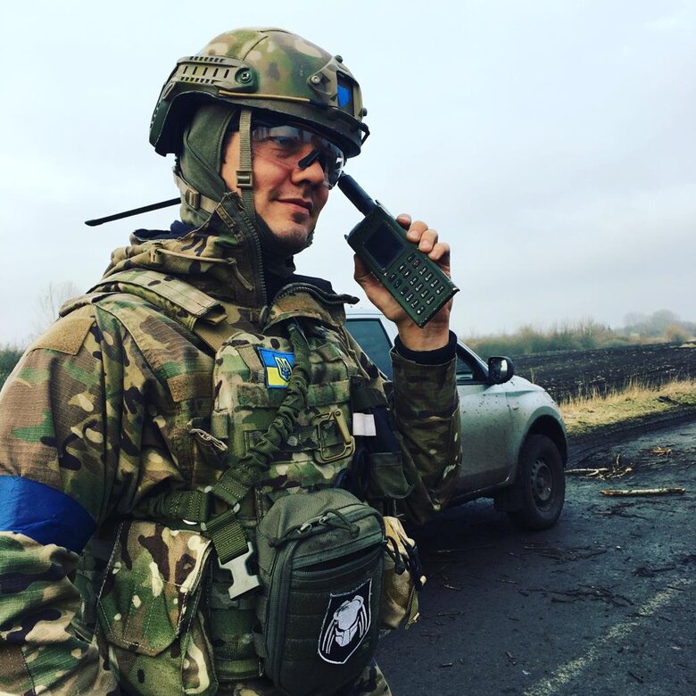 Я думаю, що для росіян це можливість вилізти з якоїсь економічної клоаки і дати тій частині населення, яка фактично на дні, себе реалізувати за рахунок пограбувань. Як колись орда грабувала і вбивала, – Андрій Олещук 04