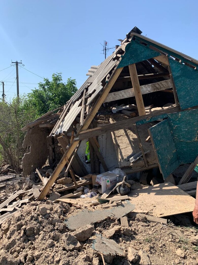 Occupiers deliberately destroy Komyshuvakha. Village is under constant fire - Zaporizhya RMA 02