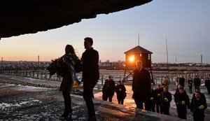 Порошенко почтил память мучеников концлагерей в польском музее "Майданек". ФОТОрепортаж