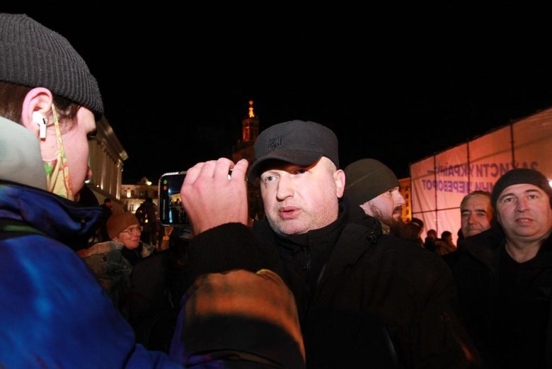 Кроти сліпі - народ ні, Україна зради не терпить, - фоторепортаж з акції на Майдані Незалежності 08