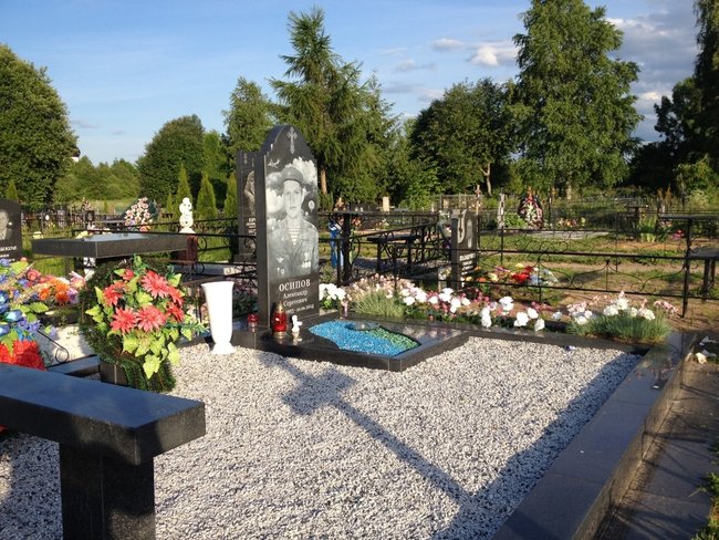 Псковские десантники там были, или Небезымянные могилы после Донбасса 05