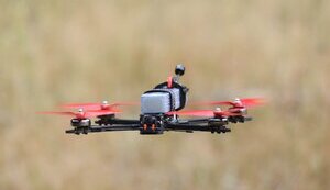Російській FPV-дрон атакував автобус на Сумщині