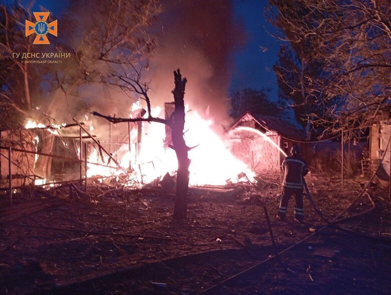 Наслідки масованого обстрілу Оріхова Запорізької області 05