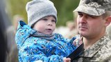 Воины 30-й ОМБр после 8 месяцев выполнения задач в зоне ООС вернулись на ротацию в Новоград-Волынский. ВИДЕО+ФОТОрепортаж