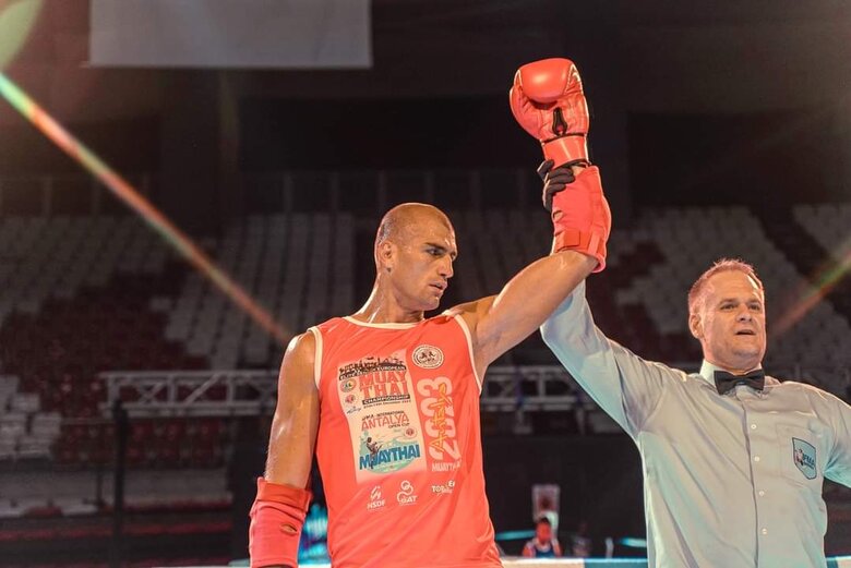 Oleh Pryimachov, thai-boxing champion and soldier: I can go longer distance in body armor and equipment, but I don’t have halo of protection either. Everyone is mortal. And this is war. 05