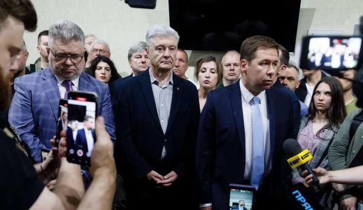 СБУ оказывала давление на судей Верховного Суда, который отказал Порошенко в отмене санкций, - адвокат Новиков