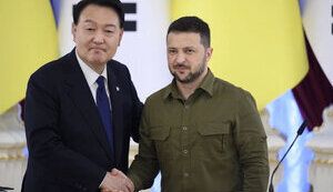 Президент Південної Кореї Юн Сок Йоль і Володимир Зеленський