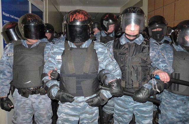 Экс-беркутовцы из Николаева применяют украинский опыт в Беларуси 08 Экс-беркутовцы из Николаева применяют украинский опыт в Беларуси 08
