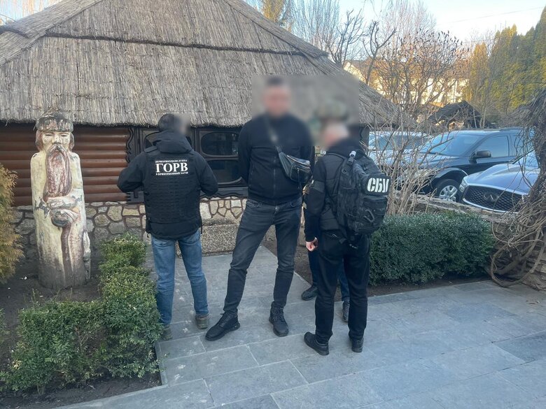 На Рівненщині затримали організатора незаконного переправлення через кордон
