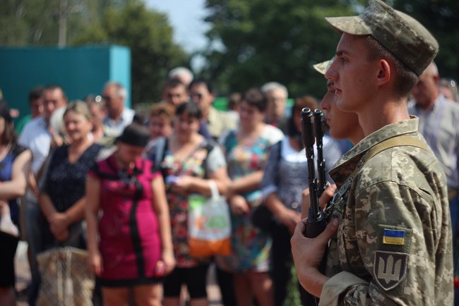 С воином 28-й ОМБр Михаилом Яровым простились в Кропивницком 05 С воином 28-й ОМБр Михаилом Яровым простились в Кропивницком 05