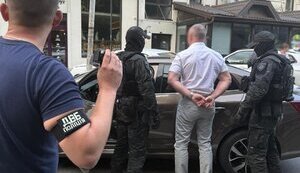 За $4 тыс. обещал устроить в полицию, а затем - в свое ведомство: задержан высокопоставленный сотрудник службы судебной охраны Львовщины, - Нацполиция. ФОТОрепортаж