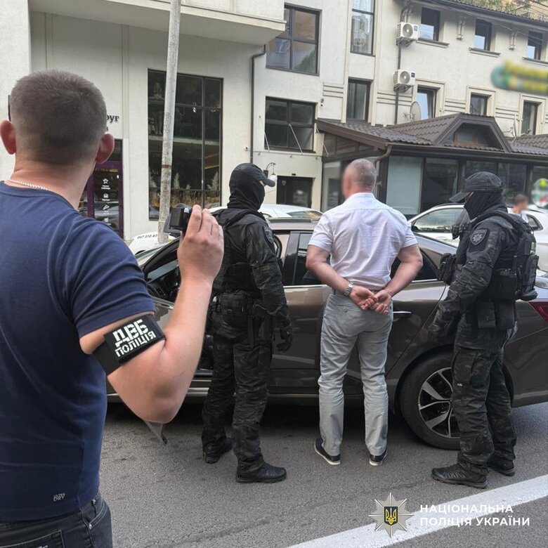 Задержан высокопоставленный сотрудник службы судебной охраны за взятку