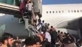 Поверенный в делах США в Афганистане Уилсон останется в Кабуле, чтобы помогать эвакуировать соотечественников и "уязвимых" афганцев