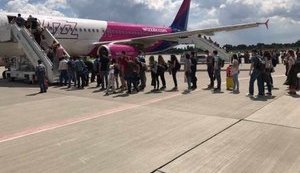 Зі Львова до Берліна почав літати лоукост. ФОТО