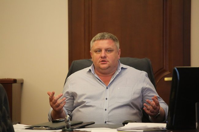 Шеф поліції Києва Андрій Крищенко: Ми усунули можливість приховування співробітниками злочину, будь-який дзвінок оператори відразу забивають у систему, і вже ніхто не може на це вплинути 03