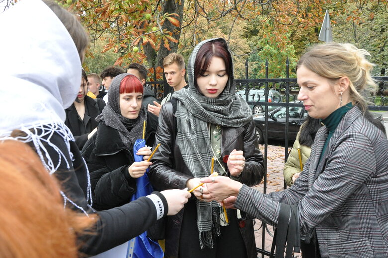 У Києві відбулося поминальне богослужіння за загиблими українськими журналістами 13
