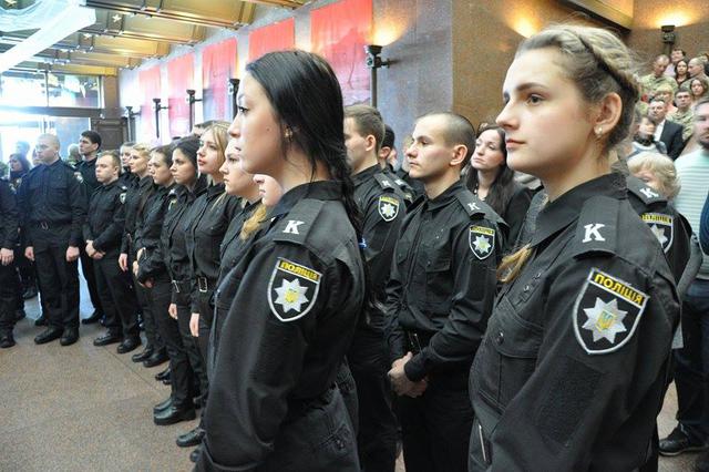 Виставка "Український Схід", присвячена АТО, відкрилася в Нацмузеї історії України у Другій світовій війні 14 Виставка "Український Схід", присвячена АТО, відкрилася в Нацмузеї історії України у Другій світовій війні 14