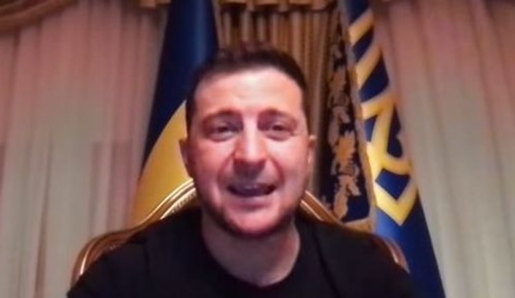 Хороших новин на телеканалах наших бізнесменів і політиків немає, тому розповідатиму про те, що відбувається в країні, сам, - Зеленський. ВIДЕО