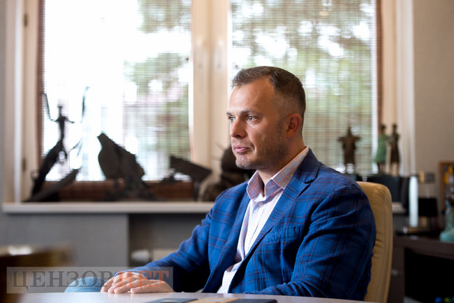 Бізнесмен Ігор Тинний: Я не розумію Баканова. Ти знаєш, що в тебе є скелет у шафі стосовно оборудок в минулому. Навіщо ти його сам витягуєш на світло? 02