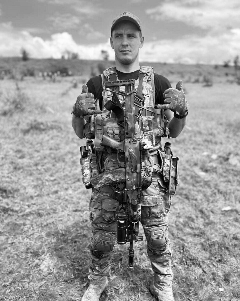 Під час штурму ворожих позицій загинув воїн 3-ї ОШБр Олександр Курій 01 Під час штурму ворожих позицій загинув воїн 3-ї ОШБр Олександр Курій 01