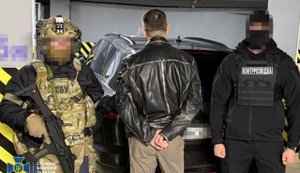 СБУ затримало одного із керівників БЕБ на Одещині: його підозрюють у співпраці з окупантами. ФОТО