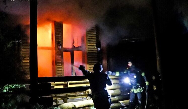 Restaurant was on fire in Kyiv region as result of drone attack. VIDEO+PHOTOS
