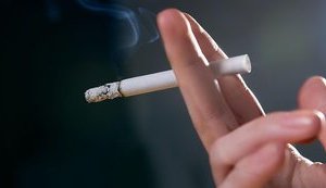 Щороку близько 6 мільйонів людей вмирають через куріння, причому 600 тисяч із них - від пасивного, - ООН